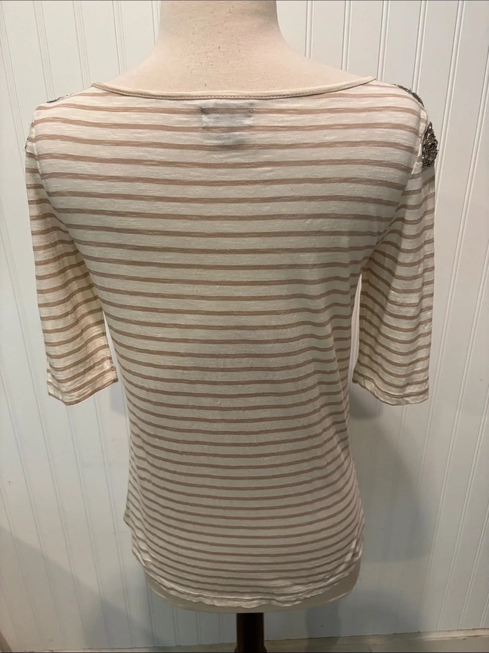 J Crew Deletta Cotton Embellished Shoulder Striped Tee in Cream and Taupe Sz XS
